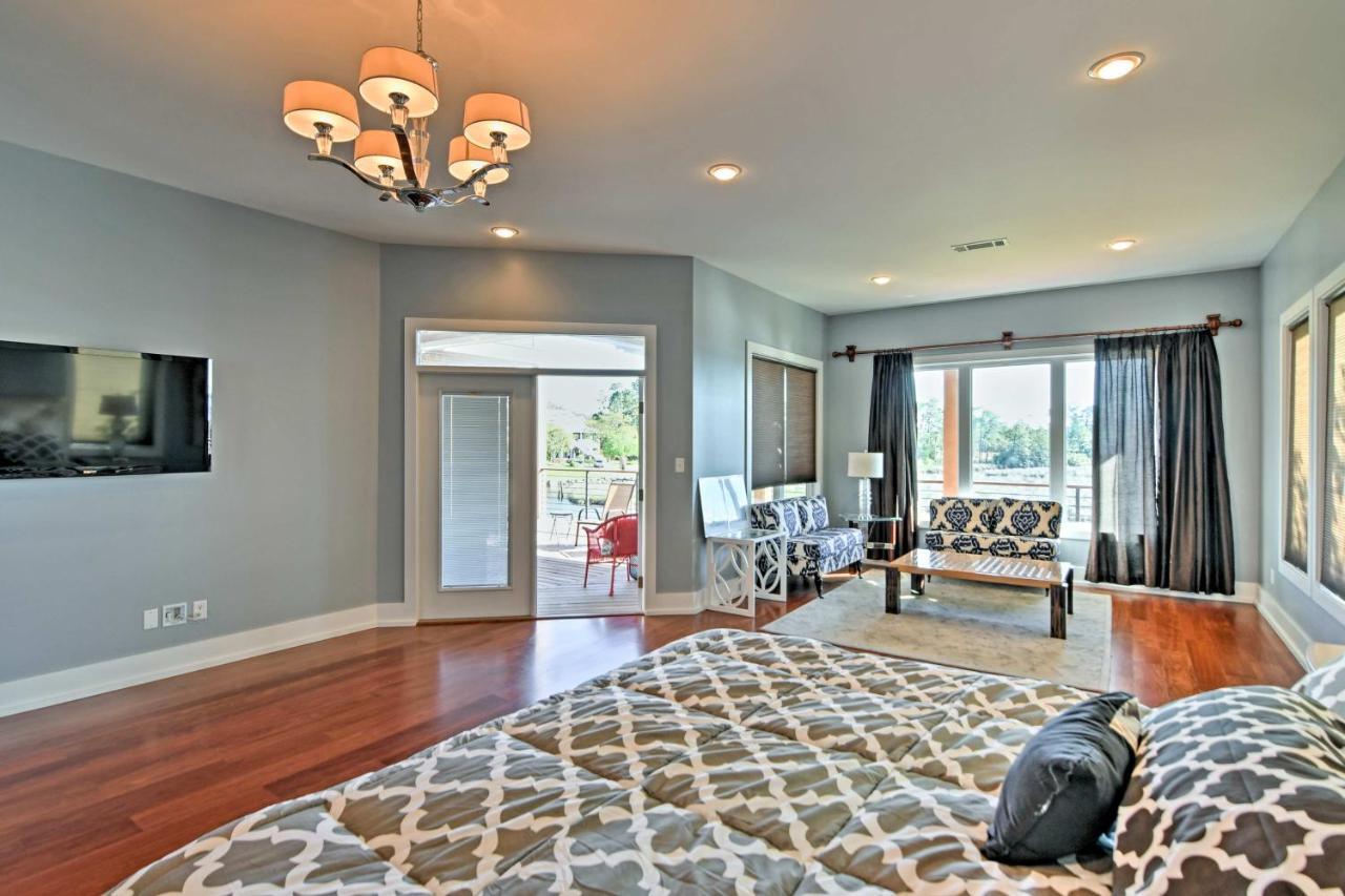 Gorgeous Ocean Springs Waterfront Home With Dock! 외부 사진